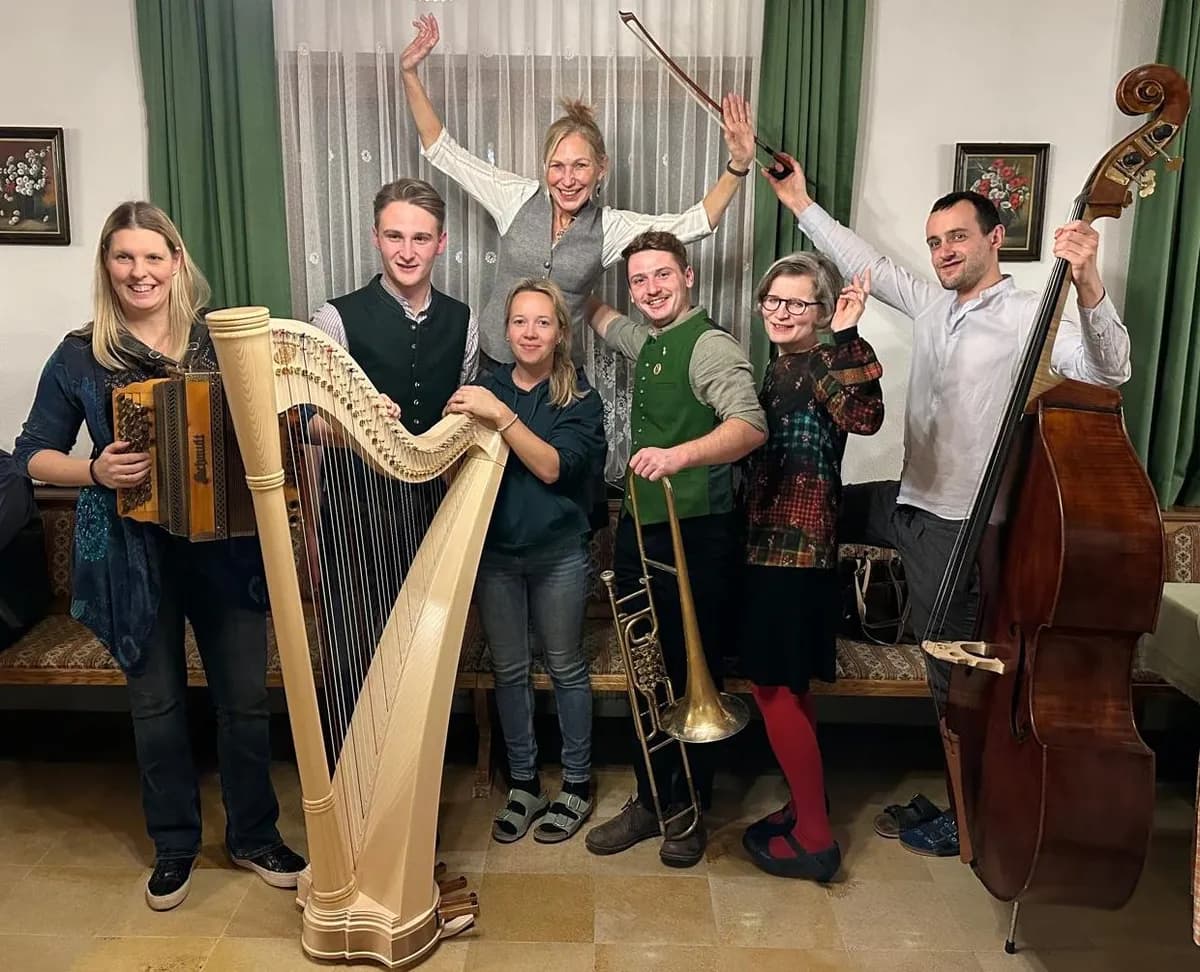 Rückblick: 21. Musikwochenende – VOLKSMUSIK "pur&g'spritzt" - Bild 1